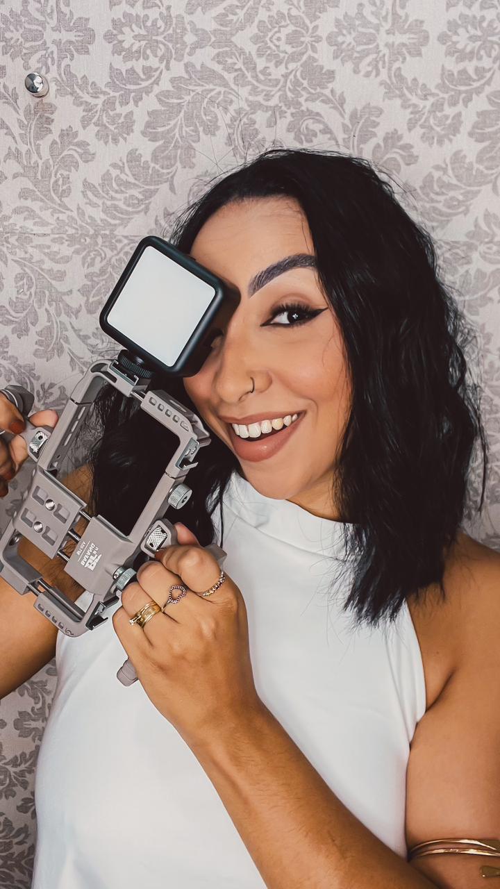 Mary Dias — Social Media e Filmmaker Mobile